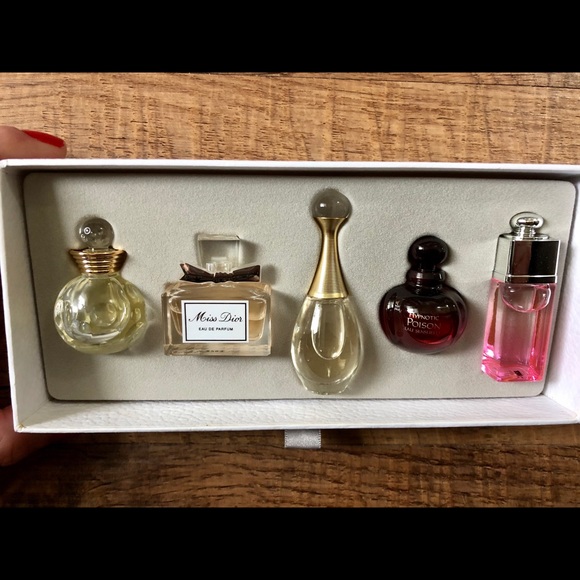 SOLD—CHRISTIAN DIOR 5 Pc Mini Set - Picture 6 of 6
